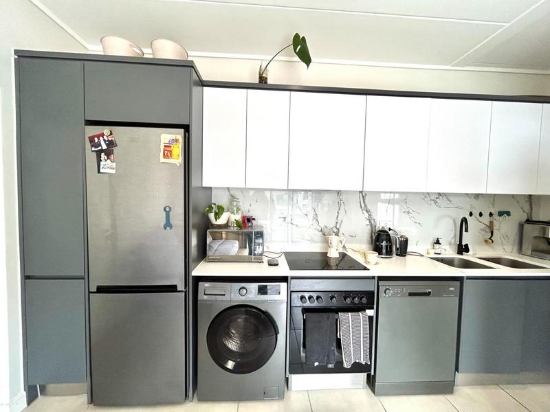 To Let 1 Bedroom Property for Rent in The Huntsman Western Cape
